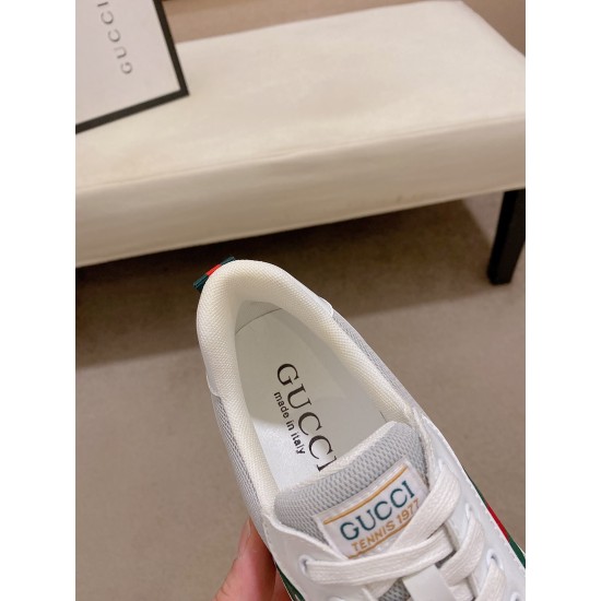 Gucci Shoes: Top Quality