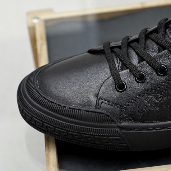 Gucci Shoes: Top Quality