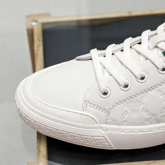 Gucci Shoes: Top Quality