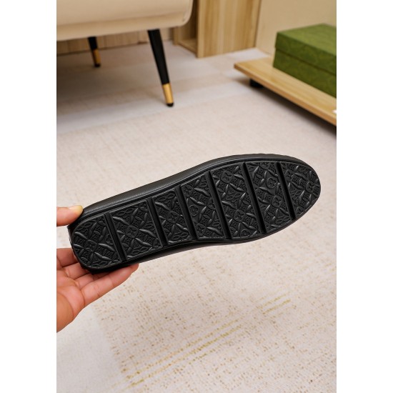 Gucci Shoes: Top Quality