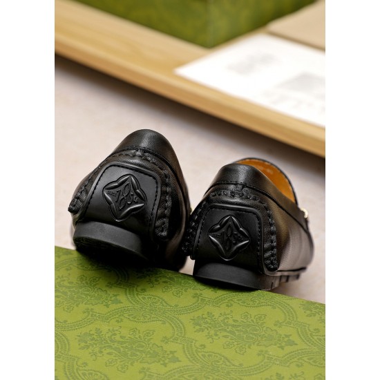 Gucci Shoes: Top Quality