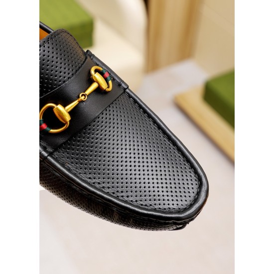 Gucci Shoes: Top Quality