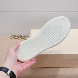 Gucci Shoes: Top Quality