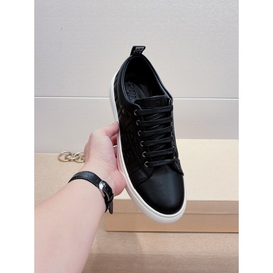 Gucci Shoes: Top Quality