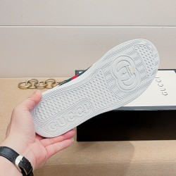 Gucci Shoes: Top Quality