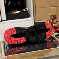 Gucci Shoes: Top Quality