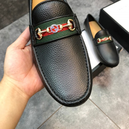 Gucci Shoes: Top Quality