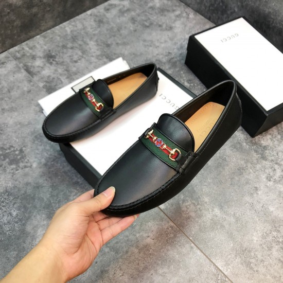 Gucci Shoes: Top Quality