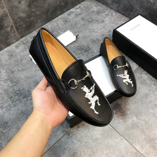 Gucci Shoes: Top Quality