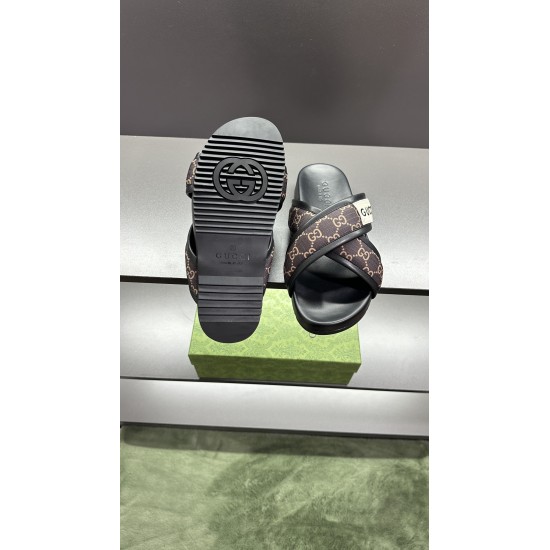 Gucci Shoes: Top Quality