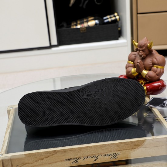 Versace Shoes: Top Quality