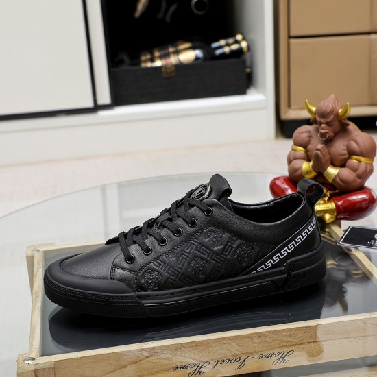 Versace Shoes: Top Quality