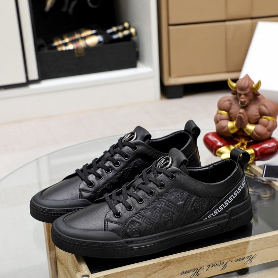 Versace Shoes: Top Quality