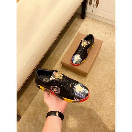 Versace Shoes: Top Quality
