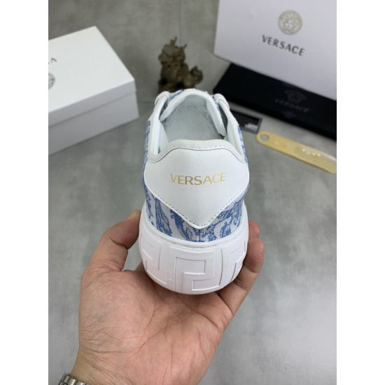 Versace Shoes: Top Quality