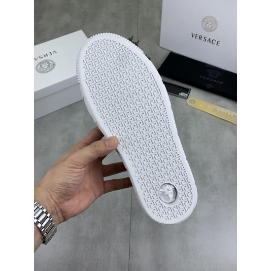 Versace Shoes: Top Quality