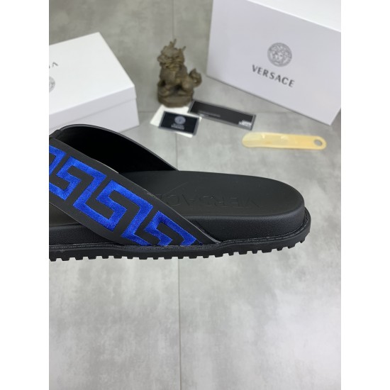 Versace Shoes: Top Quality