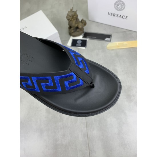 Versace Shoes: Top Quality