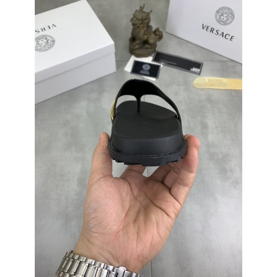 Versace Shoes: Top Quality