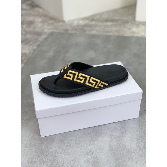 Versace Shoes: Top Quality