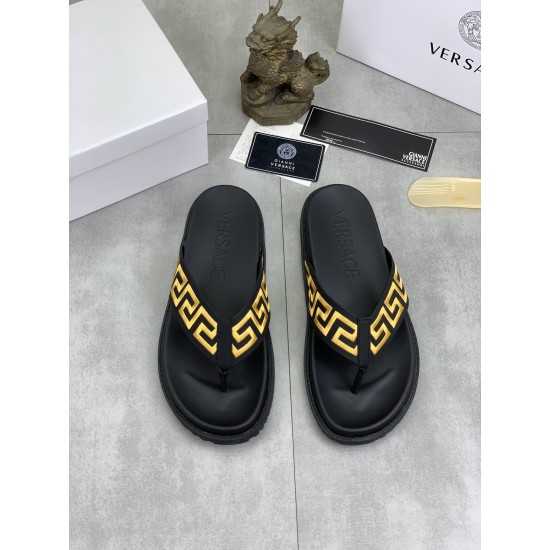 Versace Shoes: Top Quality
