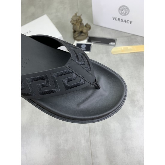 Versace Shoes: Top Quality