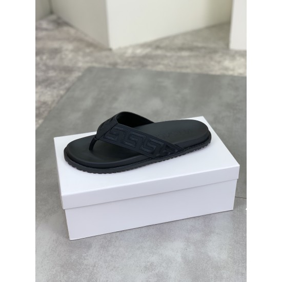 Versace Shoes: Top Quality
