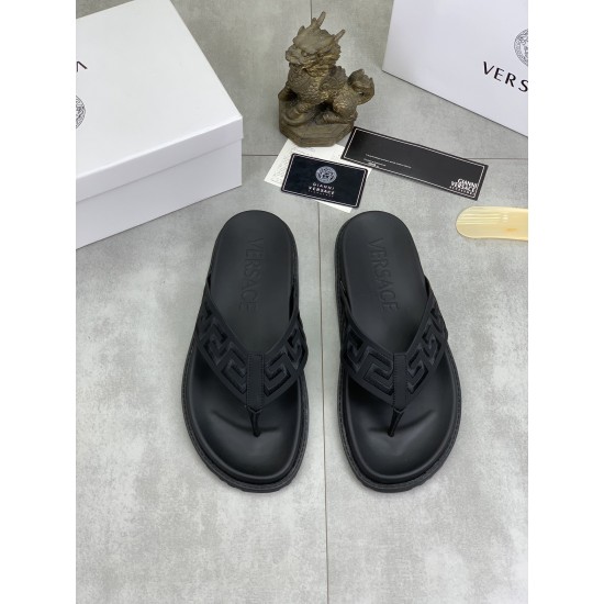 Versace Shoes: Top Quality