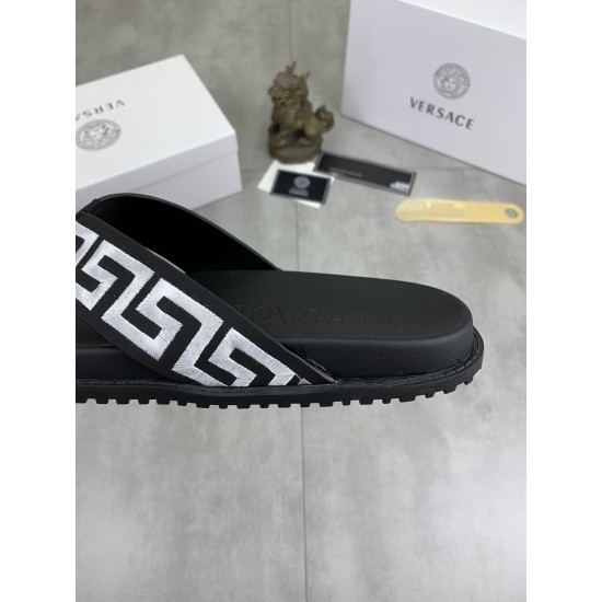 Versace Shoes: Top Quality