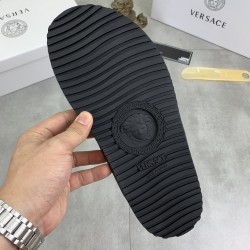 Versace Shoes: Top Quality