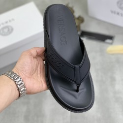 Versace Shoes: Top Quality