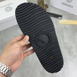 Versace Shoes: Top Quality