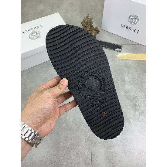 Versace Shoes: Top Quality