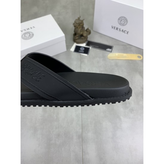 Versace Shoes: Top Quality