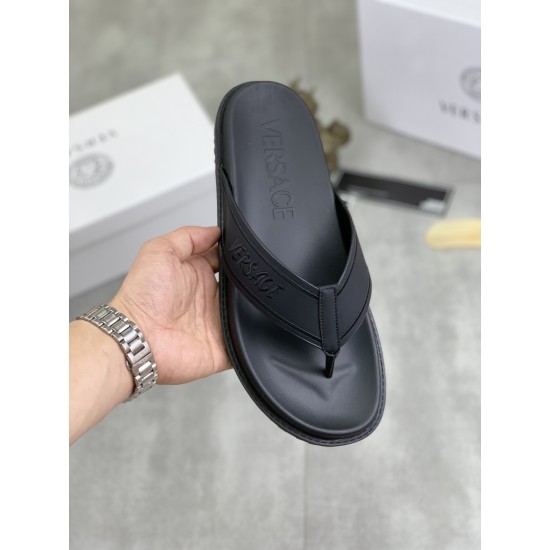 Versace Shoes: Top Quality