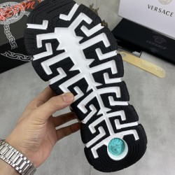 Versace Shoes: Top Quality
