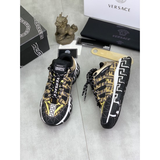 Versace Shoes: Top Quality