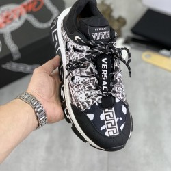 Versace Shoes: Top Quality