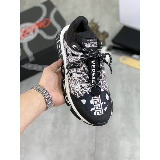 Versace Shoes: Top Quality