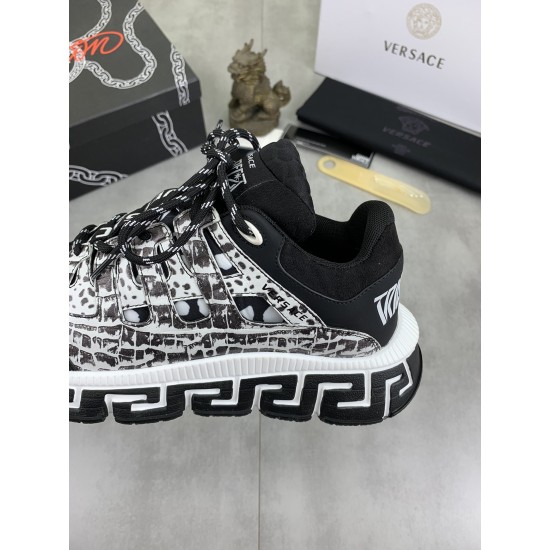 Versace Shoes: Top Quality