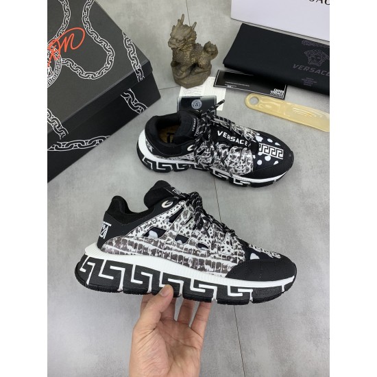 Versace Shoes: Top Quality