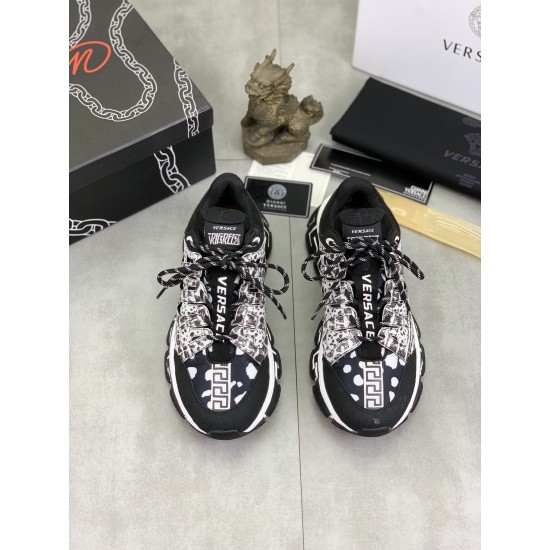 Versace Shoes: Top Quality