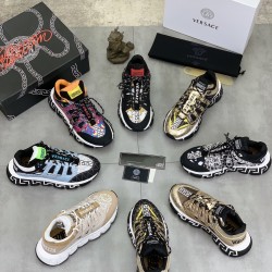 Versace Shoes: Top Quality