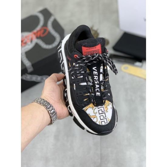 Versace Shoes: Top Quality