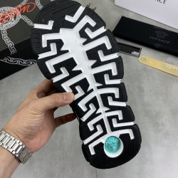 Versace Shoes: Top Quality