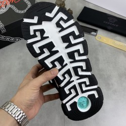 Versace Shoes: Top Quality