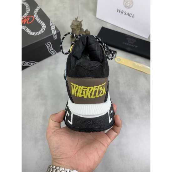 Versace Shoes: Top Quality