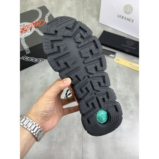 Versace Shoes: Top Quality