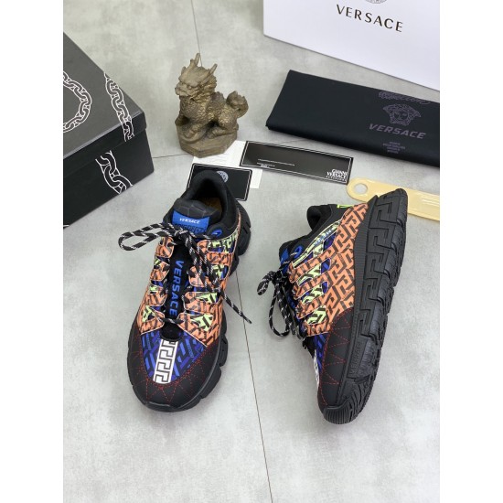 Versace Shoes: Top Quality