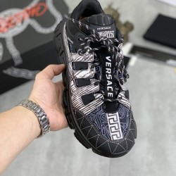 Versace Shoes: Top Quality